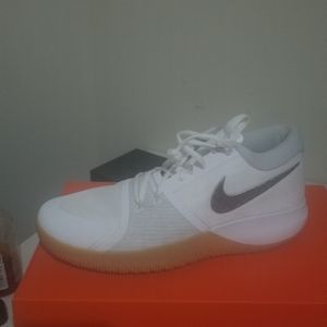 Nike Assersion White gum